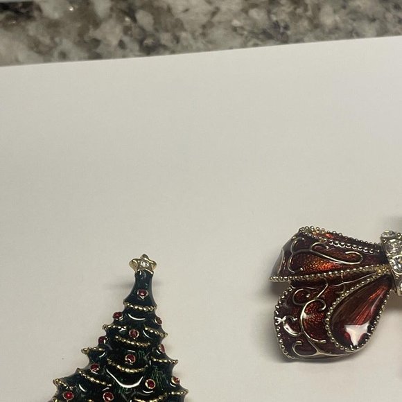 Lot Of 3 Vintage - Modern Gold Tone Brooch Pins Christmas Holiday Tree Santa Etc - Picture 8 of 12